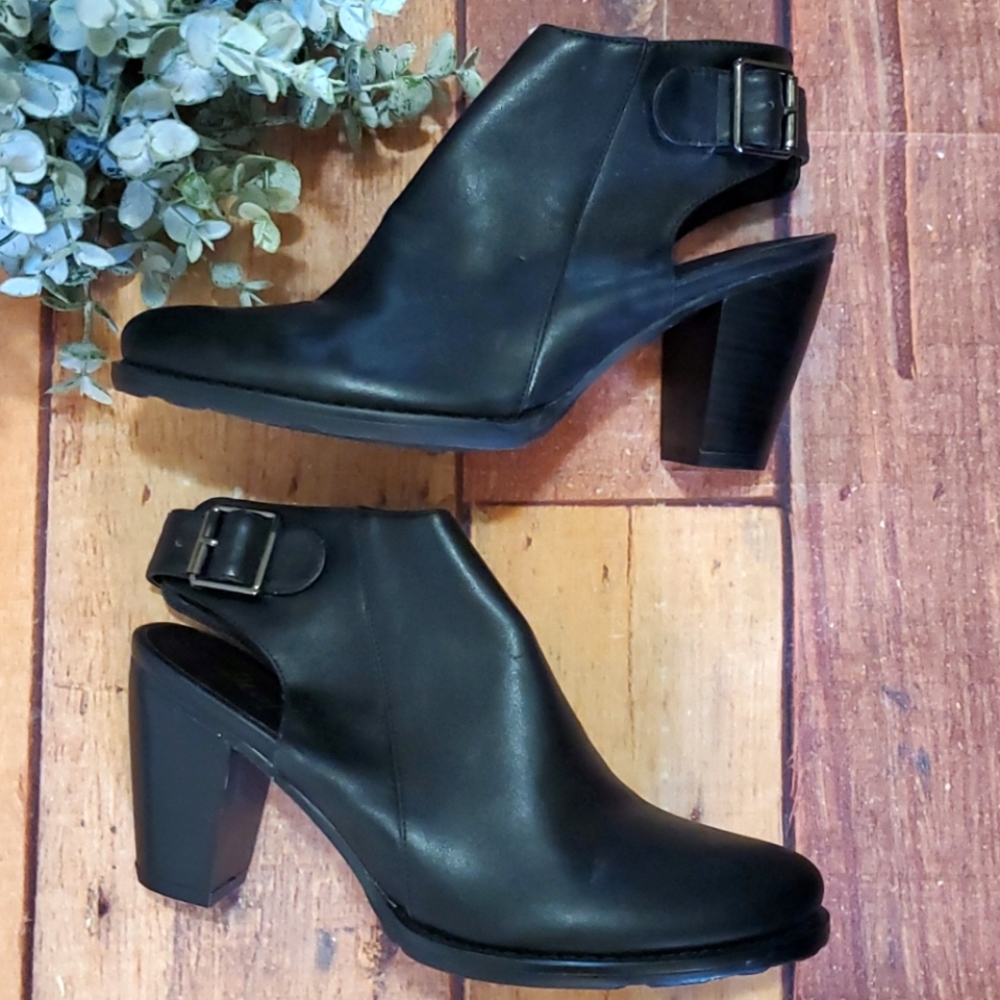 🌸ITALINA BLACK MULES